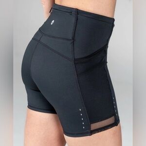 Senita Athletics 5” bike shorts EUC